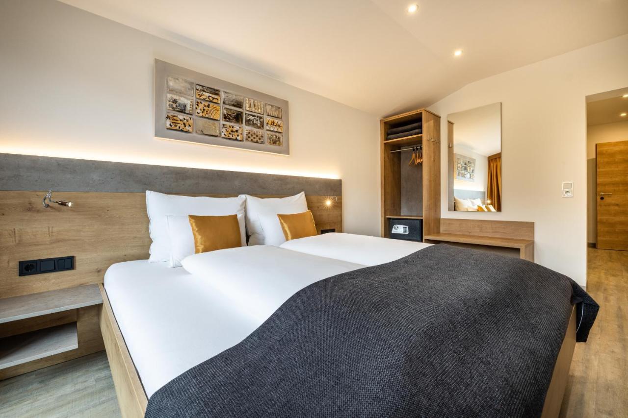 Der Burgblick-Adults Only Hotel Werfen Buitenkant foto