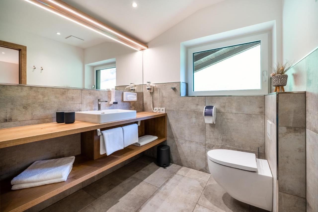 Der Burgblick-Adults Only Hotel Werfen Buitenkant foto