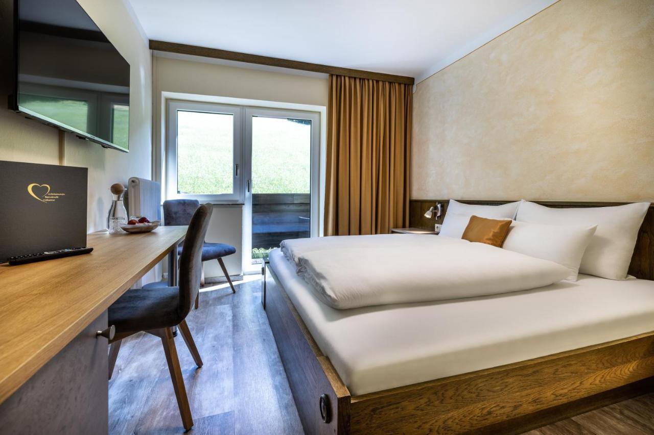 Der Burgblick-Adults Only Hotel Werfen Buitenkant foto