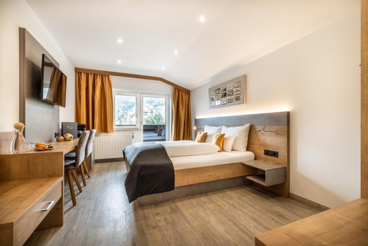 Der Burgblick-Adults Only Hotel Werfen Buitenkant foto