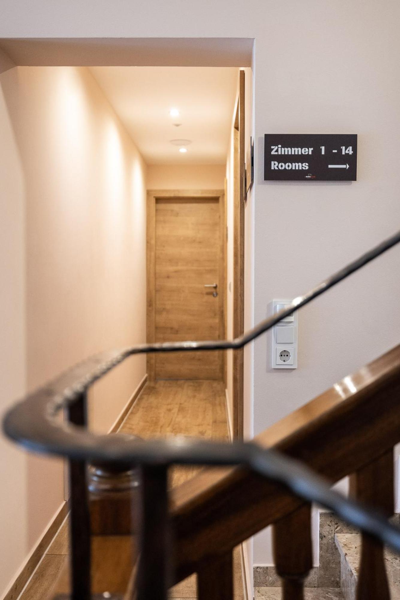 Der Burgblick-Adults Only Hotel Werfen Buitenkant foto