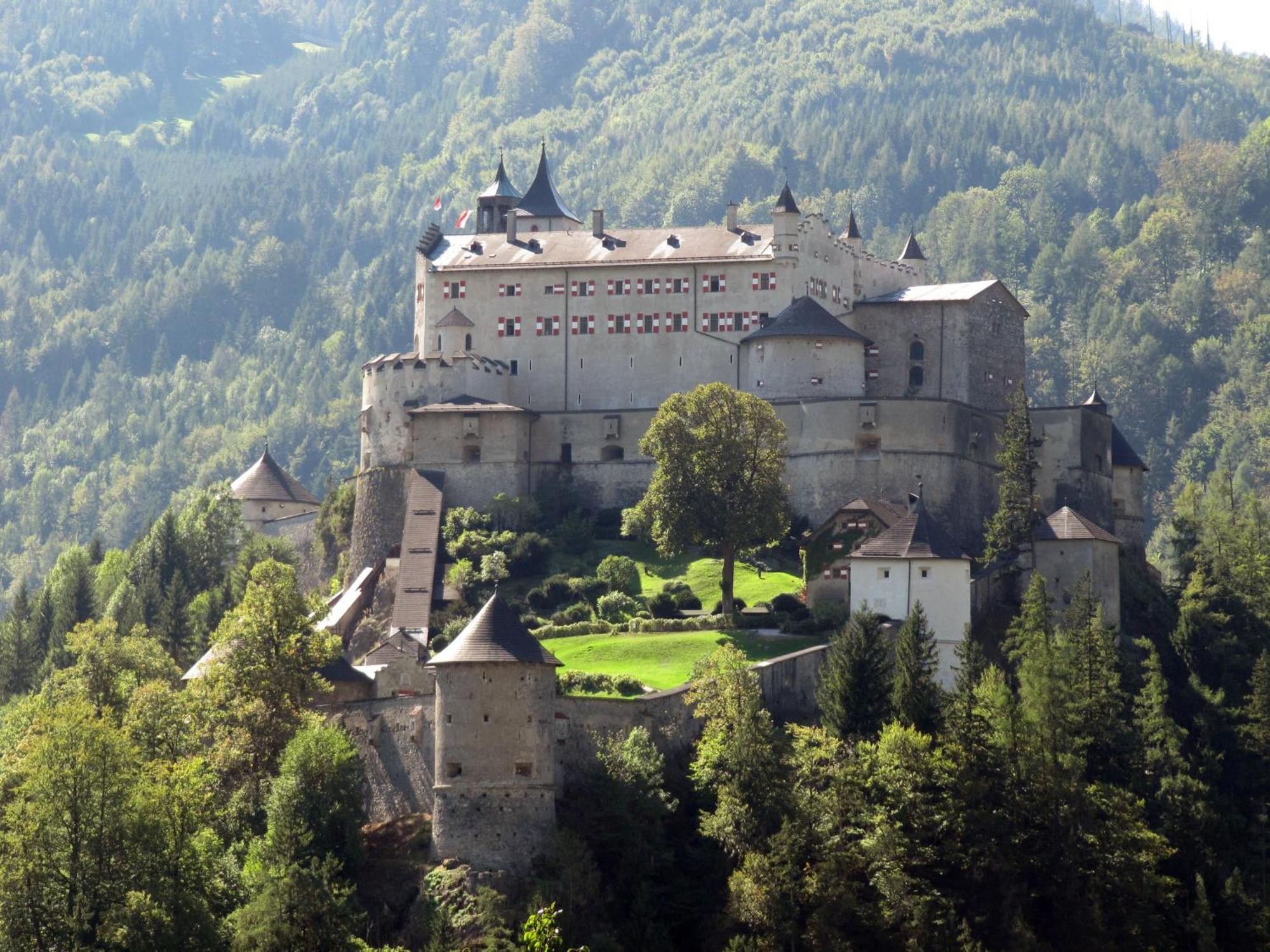 Der Burgblick-Adults Only Hotel Werfen Buitenkant foto
